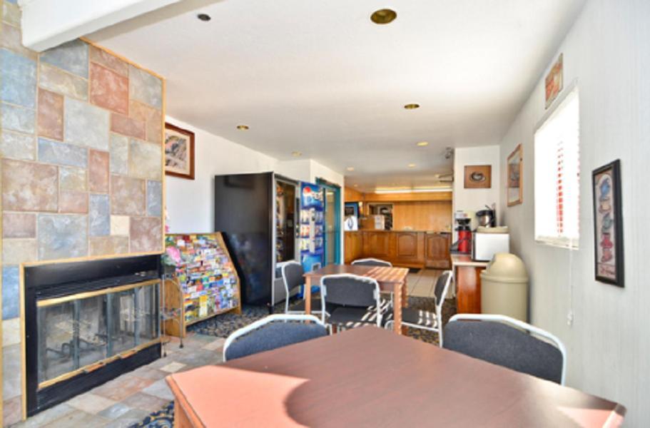 America'S Best Value Inn Of Новато Экстерьер фото