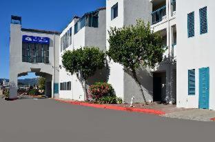 America'S Best Value Inn Of Новато Экстерьер фото