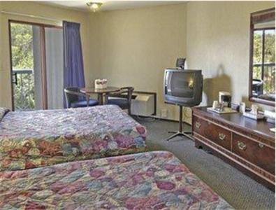 America'S Best Value Inn Of Новато Экстерьер фото