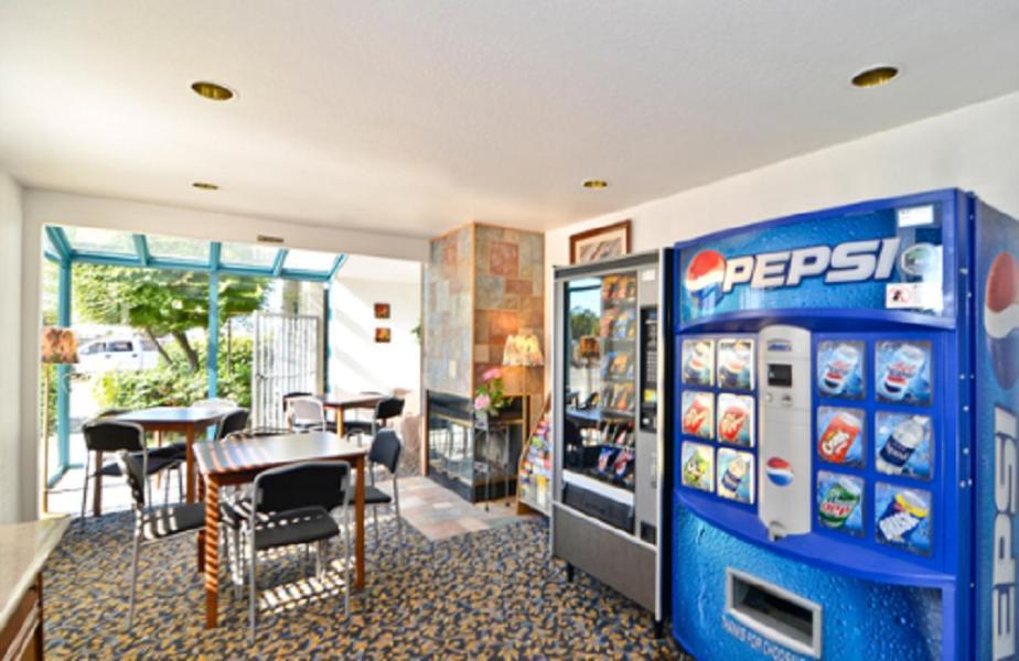 America'S Best Value Inn Of Новато Экстерьер фото